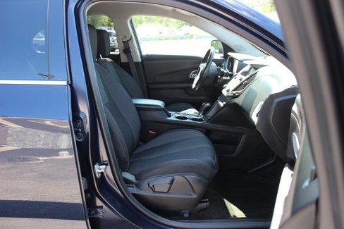 Used 2017 Chevrolet Equinox LT w/ Convenience Package image 33