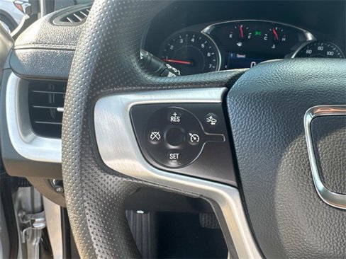 Used 2022 GMC Terrain SLE image 28