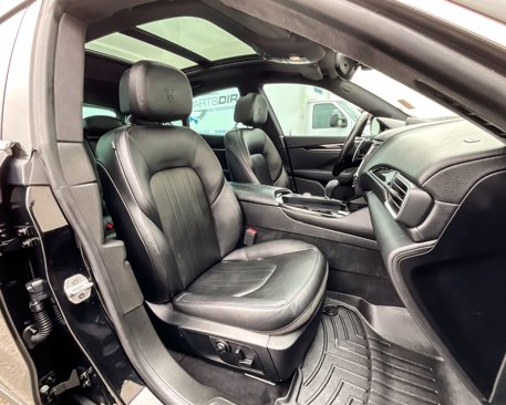 Used 2017 Maserati Levante S image 15