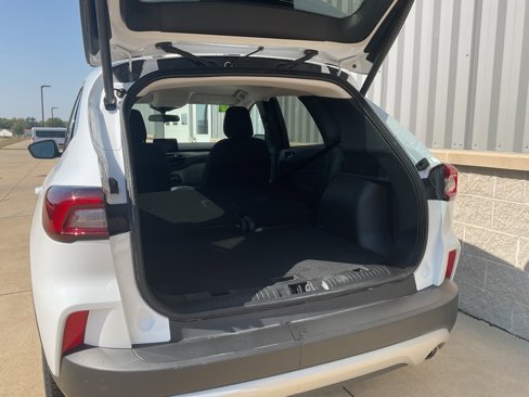 Used 2024 Ford Escape Active image 23
