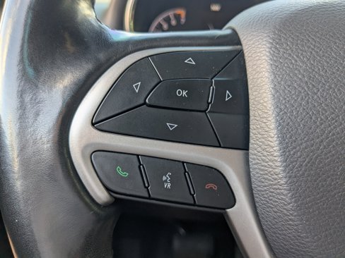 Used 2020 Jeep Grand Cherokee Limited image 27