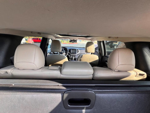 Used 2015 Jeep Cherokee Limited w/ Luxury Group image 61