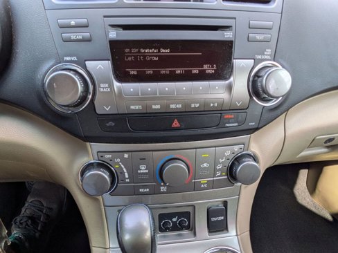 Used 2011 Toyota Highlander 2WD image 14