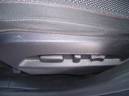 Used 2017 Chevrolet Equinox LT w/ Convenience Package image 12