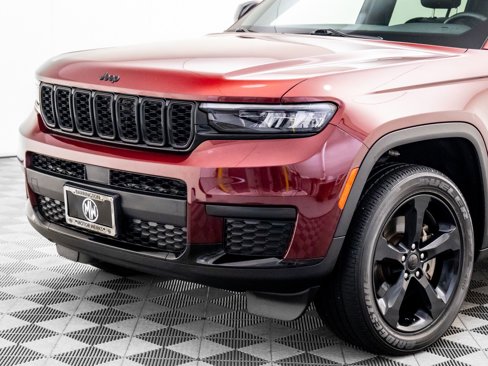 Used 2022 Jeep Grand Cherokee L Laredo image 34