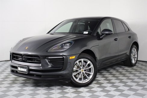 Certified 2025 Porsche Macan image 35