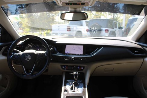 Used 2018 Buick Regal Essence w/ Driver Confidence Package #1 image 26