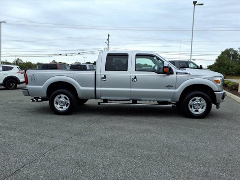 Used 2011 Ford F250 XLT w/ XLT Premium Pkg image 3