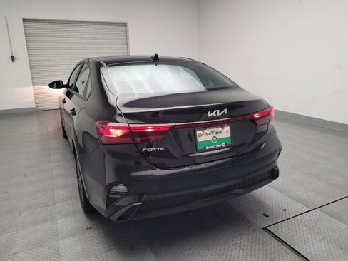 Used 2023 Kia Forte LXS image 6