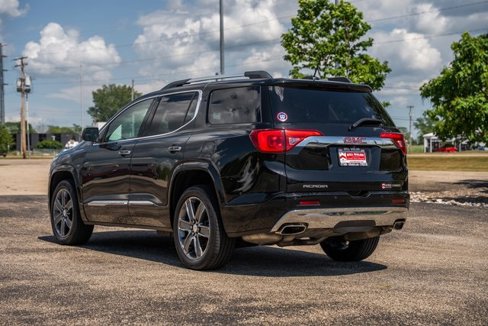 Used 2017 GMC Acadia Denali w/ Technology Package image 6
