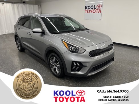 Used 2022 Kia Niro LXS image 1