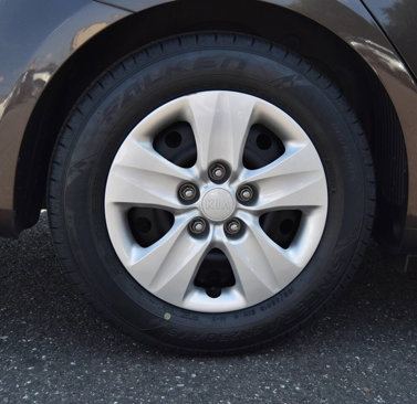 Used 2017 Kia Forte LX image 41