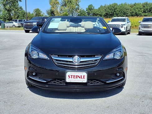 Used 2018 Buick Cascada Premium image 3