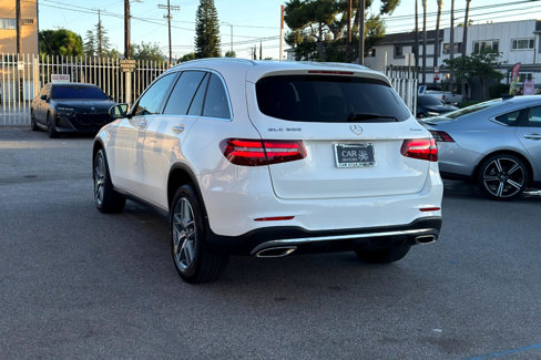 Used 2019 Mercedes-Benz GLC 300 4MATIC image 7