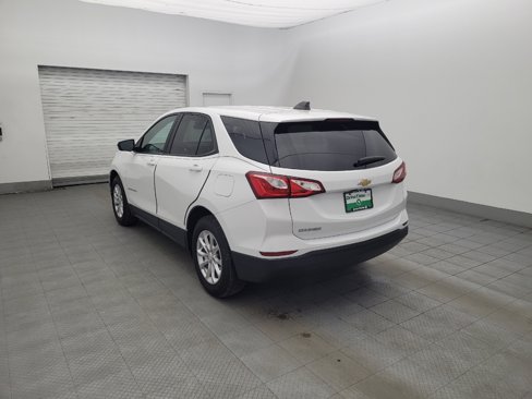 Used 2021 Chevrolet Equinox LS w/ LS Convenience Package image 5