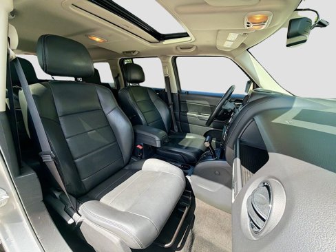 Used 2016 Jeep Patriot High Altitude image 28