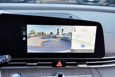 Certified 2024 Hyundai Elantra SEL image 27