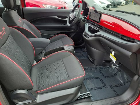 New 2024 FIAT 500 e (RED) image 11