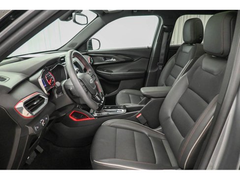 Used 2023 Chevrolet TrailBlazer RS w/ Sun and Liftgate Package image 31