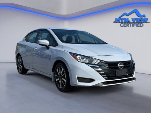 Used 2024 Nissan Versa SV w/ Trunk Package image 8