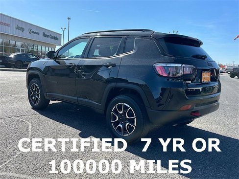 Certified 2024 Jeep Compass Trailhawk image 5