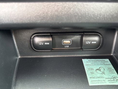 Used 2023 Kia Seltos LX image 23