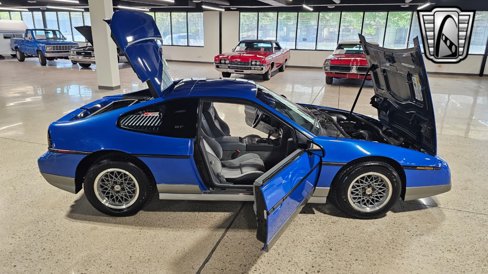Used 1987 Pontiac Fiero GT image 22