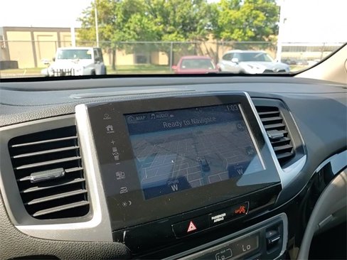 Used 2017 Honda Pilot Elite image 20