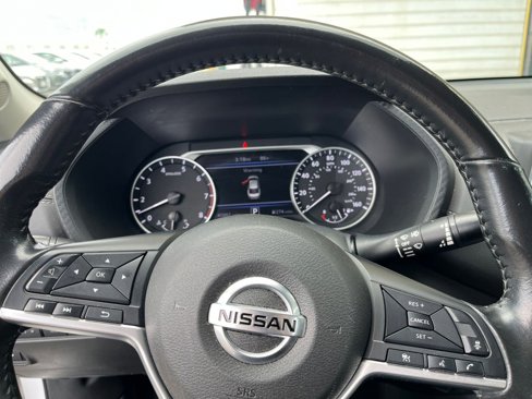 Used 2021 Nissan Sentra SV image 28