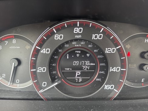 Used 2014 Honda Accord Sport image 26