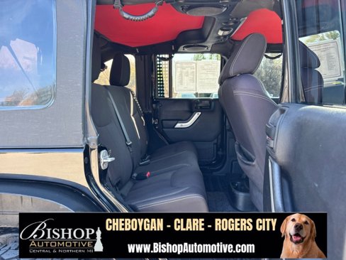 Used 2014 Jeep Wrangler Unlimited Sahara w/ Dual Top Group image 26