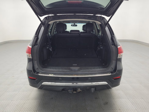 Used 2016 Nissan Pathfinder SL w/ SL Tech Package image 29