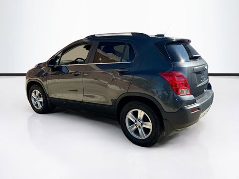 Used 2016 Chevrolet Trax LT w/ LT Convenience Package image 8