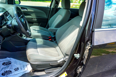 Used 2014 Chevrolet Sonic LT image 15