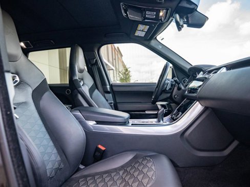 Used 2022 Land Rover Range Rover Sport SVR image 40