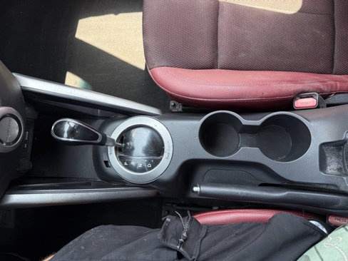 Used 2013 Hyundai Veloster w/ Style Pkg image 22