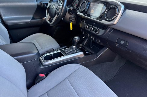 Used 2017 Toyota Tacoma SR5 w/ Tow Package image 17