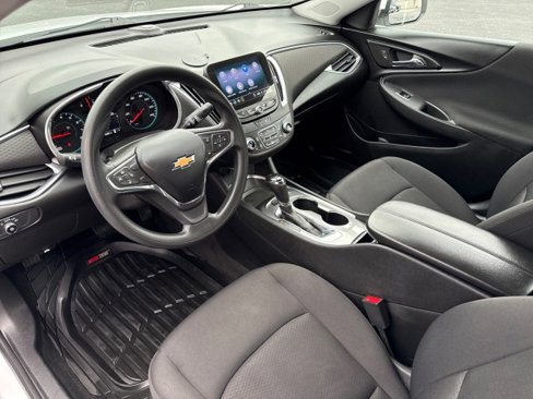 Used 2020 Chevrolet Malibu LT image 17