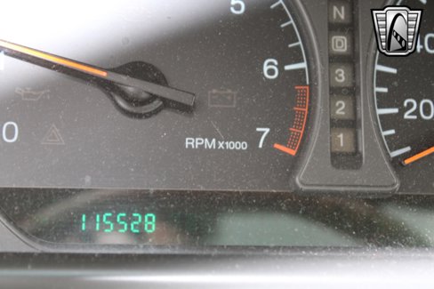 Used 2002 Cadillac Eldorado Touring w/ Preffered Equipment Group image 20