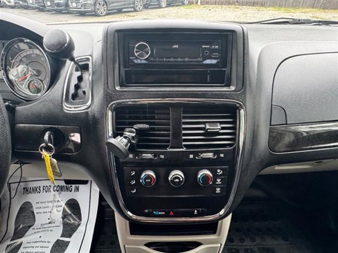 Used 2012 RAM C/V image 39