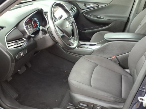 Used 2018 Chevrolet Malibu LT image 11