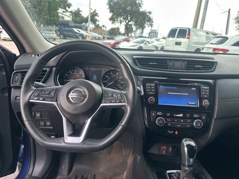 Used 2017 Nissan Rogue SL w/ SL Premium Package image 8