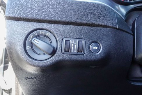 Used 2022 Dodge Charger SXT image 17