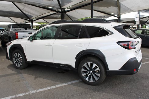 Used 2023 Subaru Outback Limited XT image 13