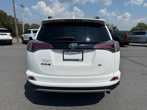 Used 2017 Toyota RAV4 SE image 5