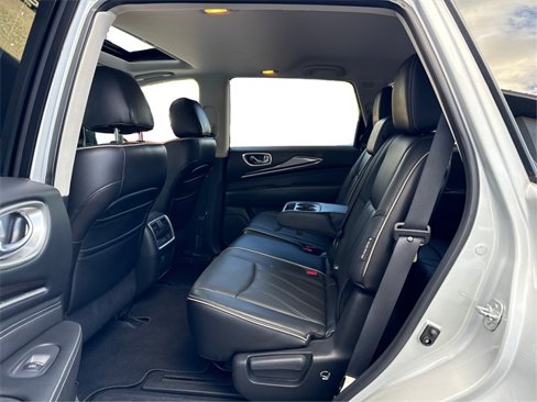 Used 2018 INFINITI QX60 AWD w/ Premium Plus Package image 11