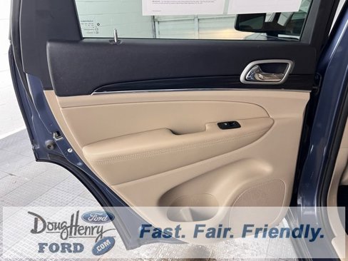 Used 2019 Jeep Grand Cherokee Limited image 38