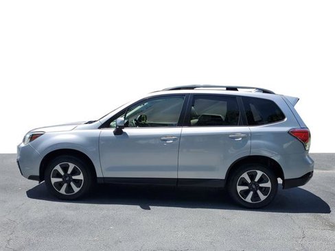 Used 2017 Subaru Forester 2.5i Premium w/ All-Weather Package image 21