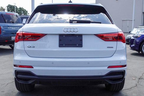 Used 2025 Audi Q3 2.0T Premium w/ Convenience Package image 9
