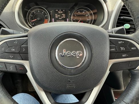 Used 2014 Jeep Cherokee Latitude w/ Comfort/Convenience Group image 13